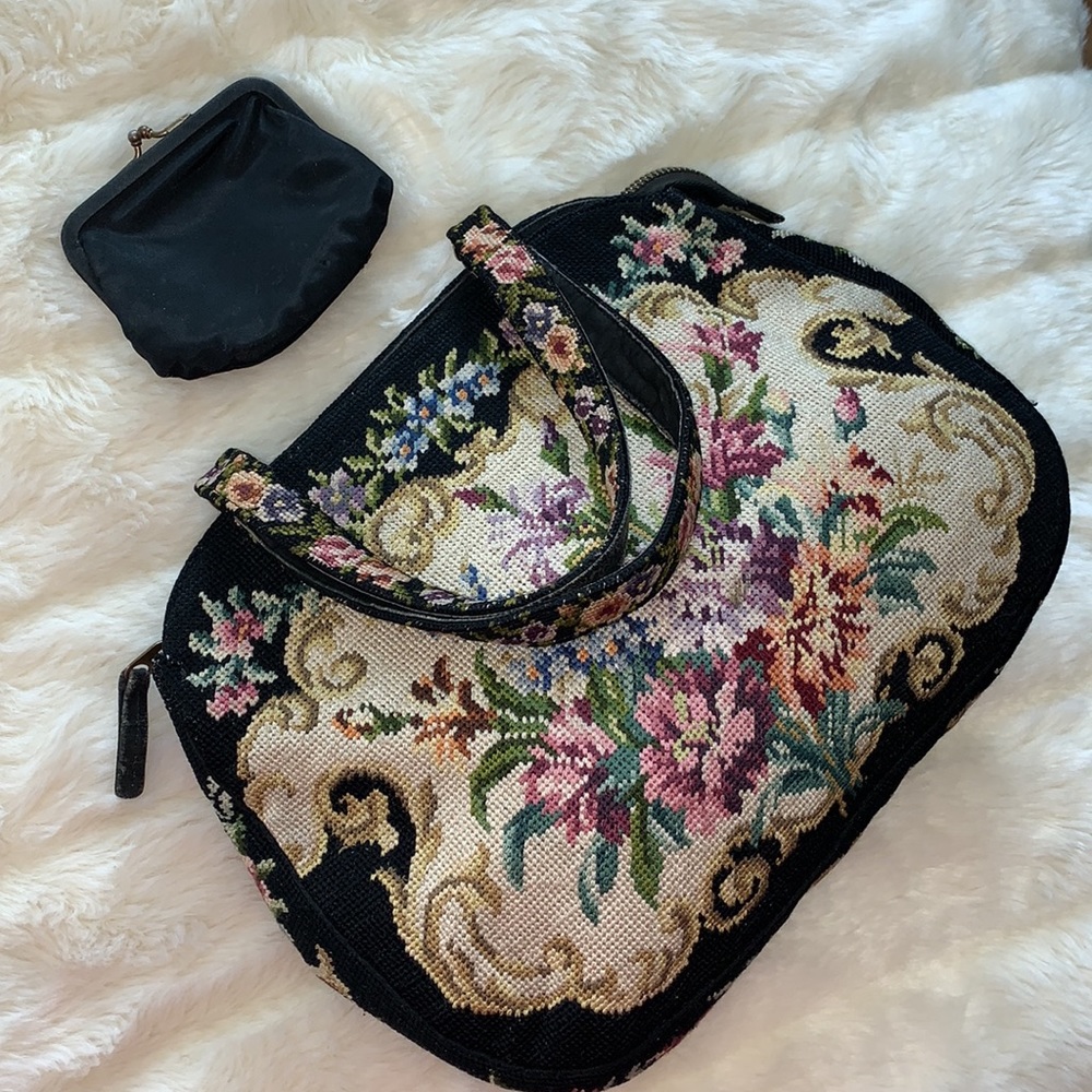 Vintage 50s Victorian Beautiful rare colorful embroidery floral handbag purse